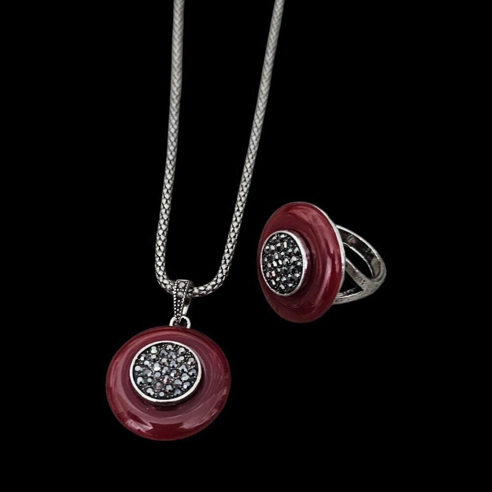 Vintage Hematite Crystal Center Round Retro Red Pendant Necklace And Ring Set